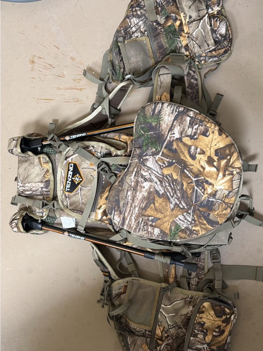 Tenzing Realtree Camo Hunting Pack with Attached Seat